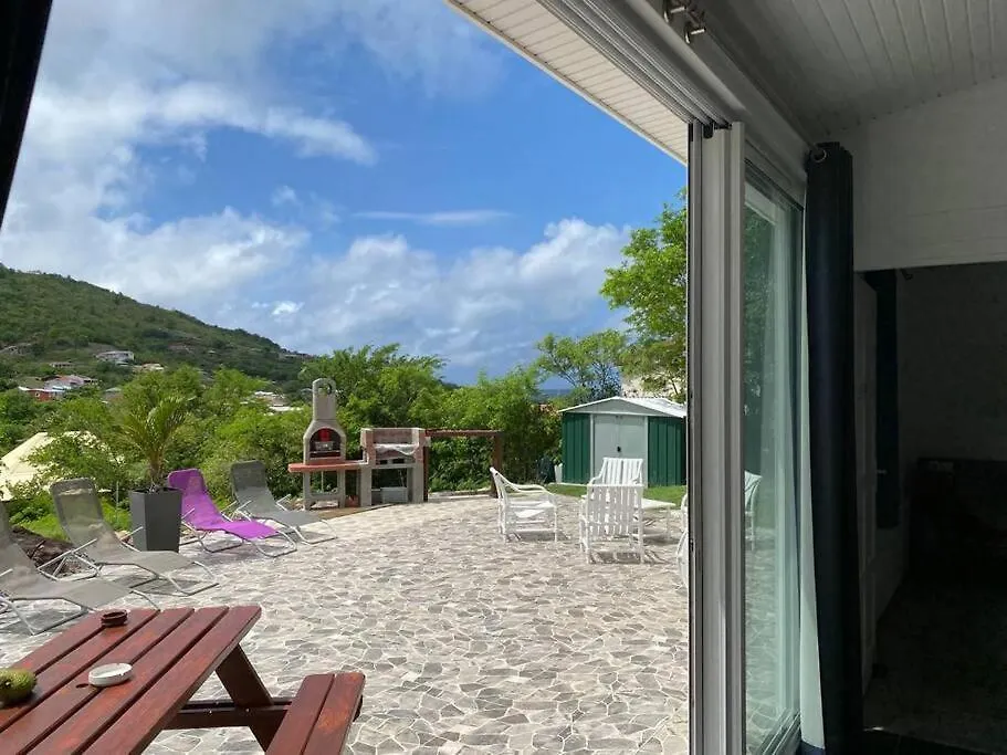 Villa Spacieuse Raffinee Dans Son Ecrin De Verdure Fond Fleury Martinique