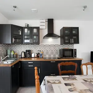https://gite-du-charme-provencal.fr-provencehotel.com